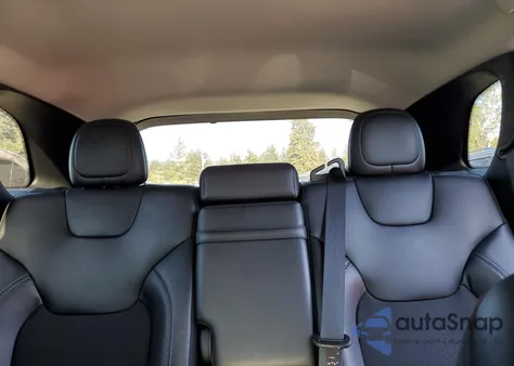 2019 Jeep Cherokee Latitude Plus из США, поврежденный, VIN 1C4PJMLX6KD359800